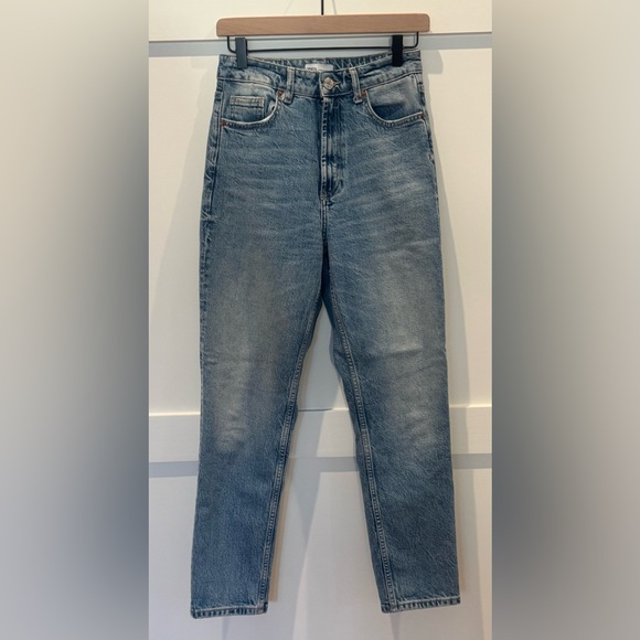 Zara Denim - Zara Women's Hi-Rise Straight Leg Jeans-Blue Size 4
